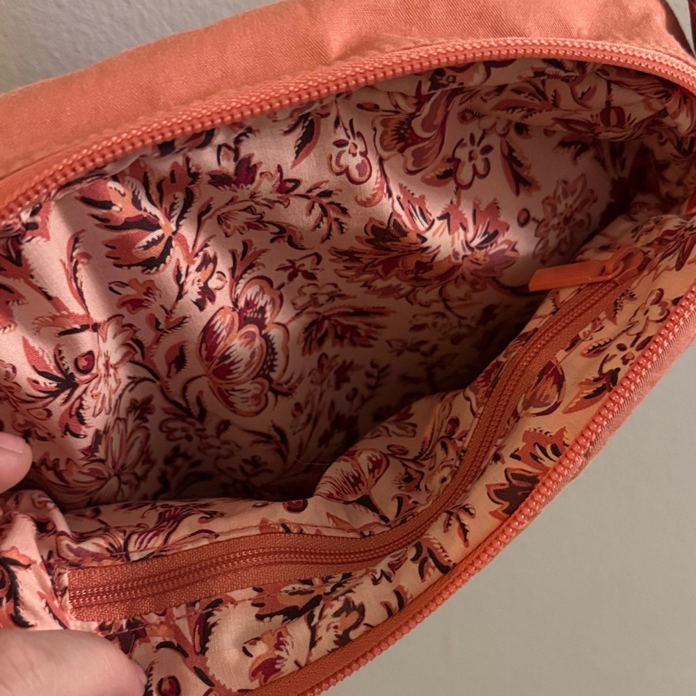 Vera Bradley Quilted Pink Crossbody Bag - Picture 8 of 9